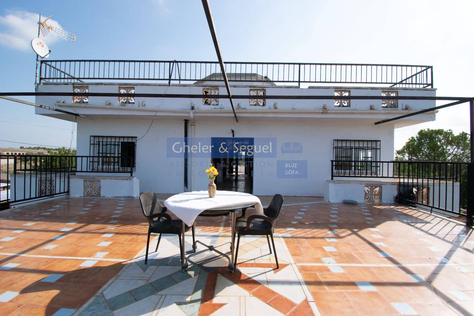 8 bedroom Villa for sale in Borriol - € 459,000 (Ref: 9522757)