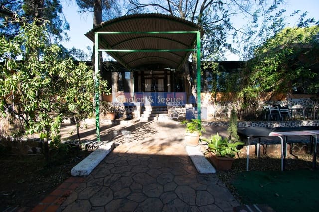 Restaurant/Bar til salgs i Estivella - € 2 000 000 (Ref: 9522763)