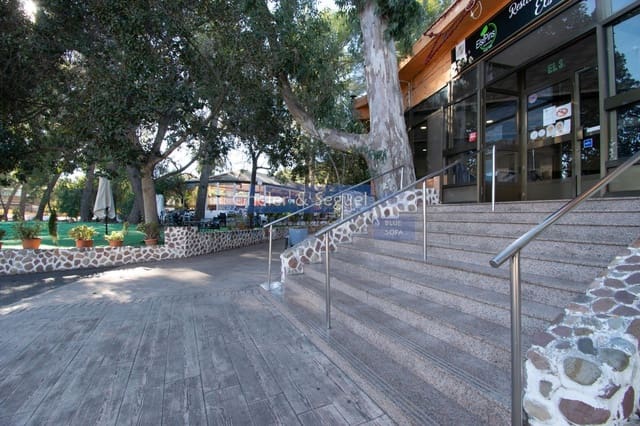 Restaurant/Bar til salgs i Estivella - € 2 000 000 (Ref: 9522763)