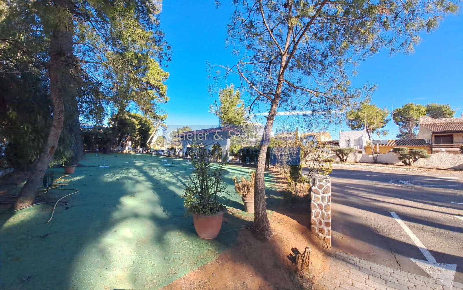 Restaurant/Bar til salgs i Estivella - € 2 000 000 (Ref: 9522763)