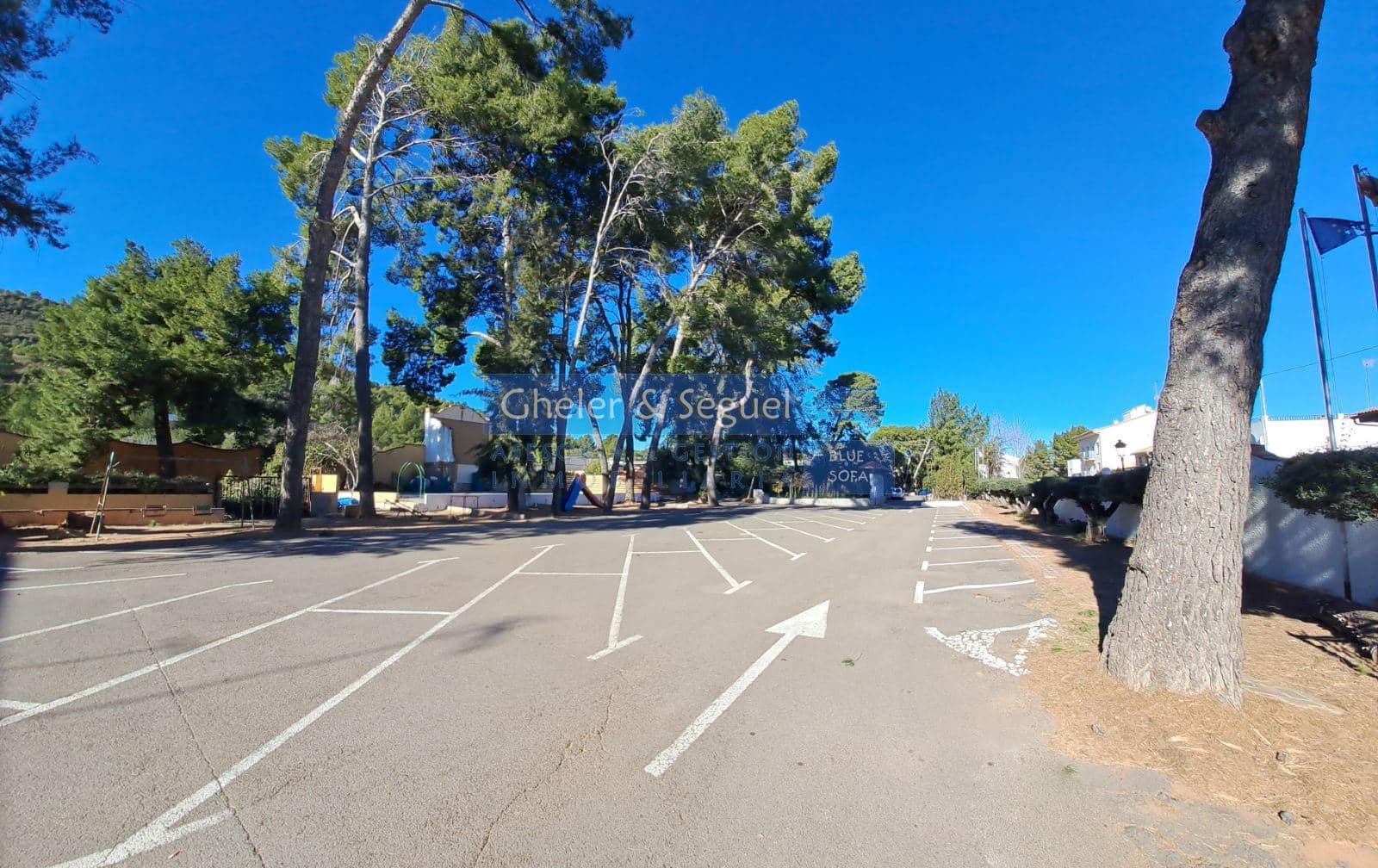 Restaurant/Bar til salgs i Estivella - € 2 000 000 (Ref: 9522763)