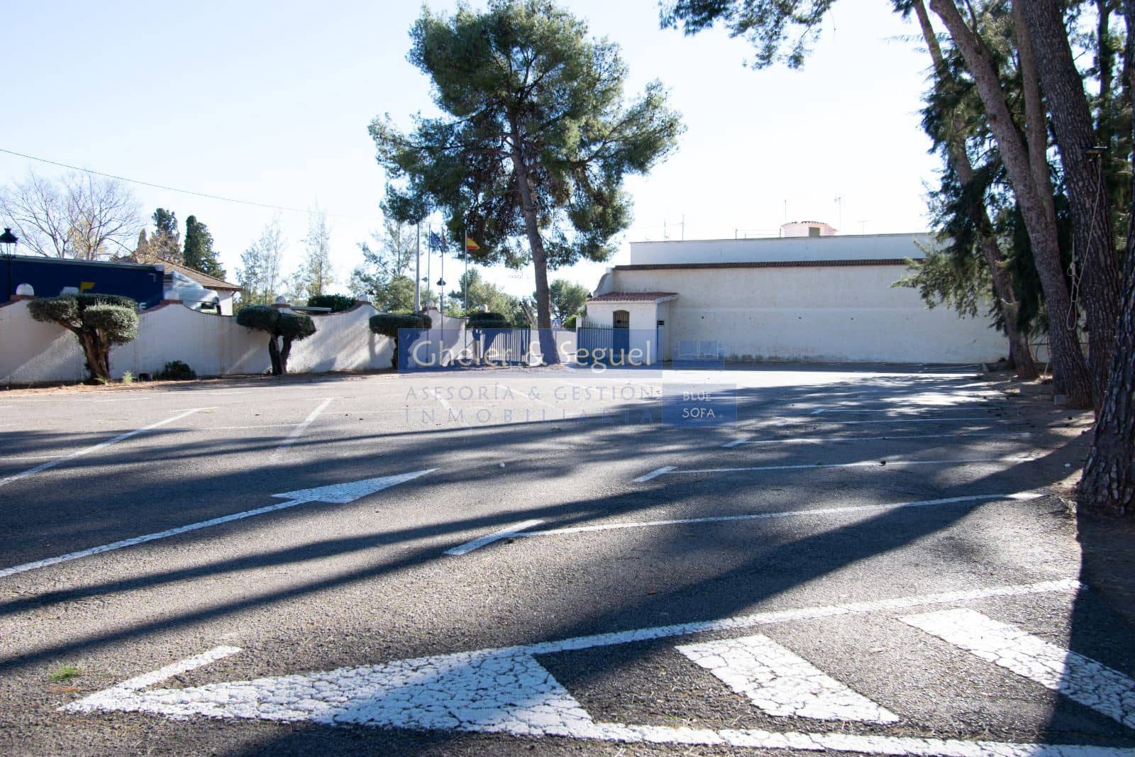 Restaurant/Bar til salgs i Estivella - € 2 000 000 (Ref: 9522763)