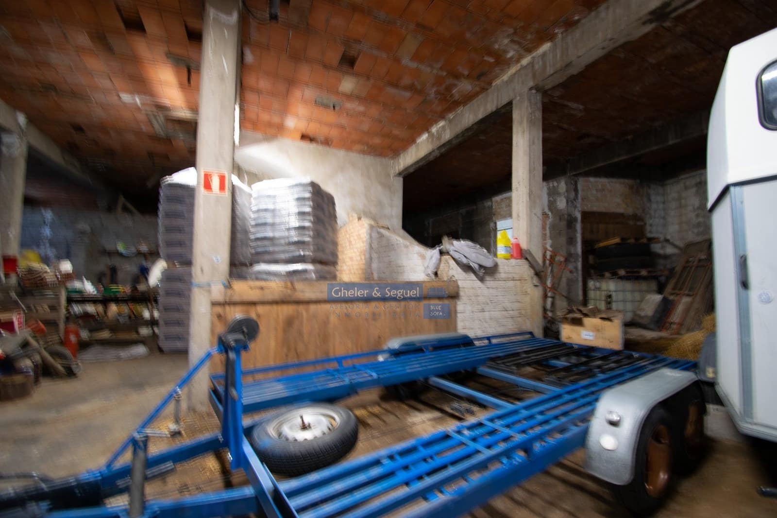 Commercieel te koop in Alfara d'Algimia - € 250.000 (Ref: 9529135)