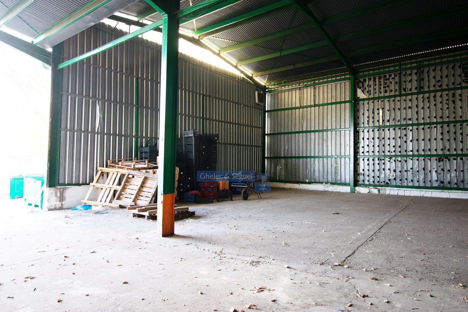 Commercieel te koop in Alfara d'Algimia - € 250.000 (Ref: 9529135)