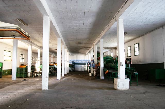 Commercieel te koop in Alfara d'Algimia - € 250.000 (Ref: 9529135)