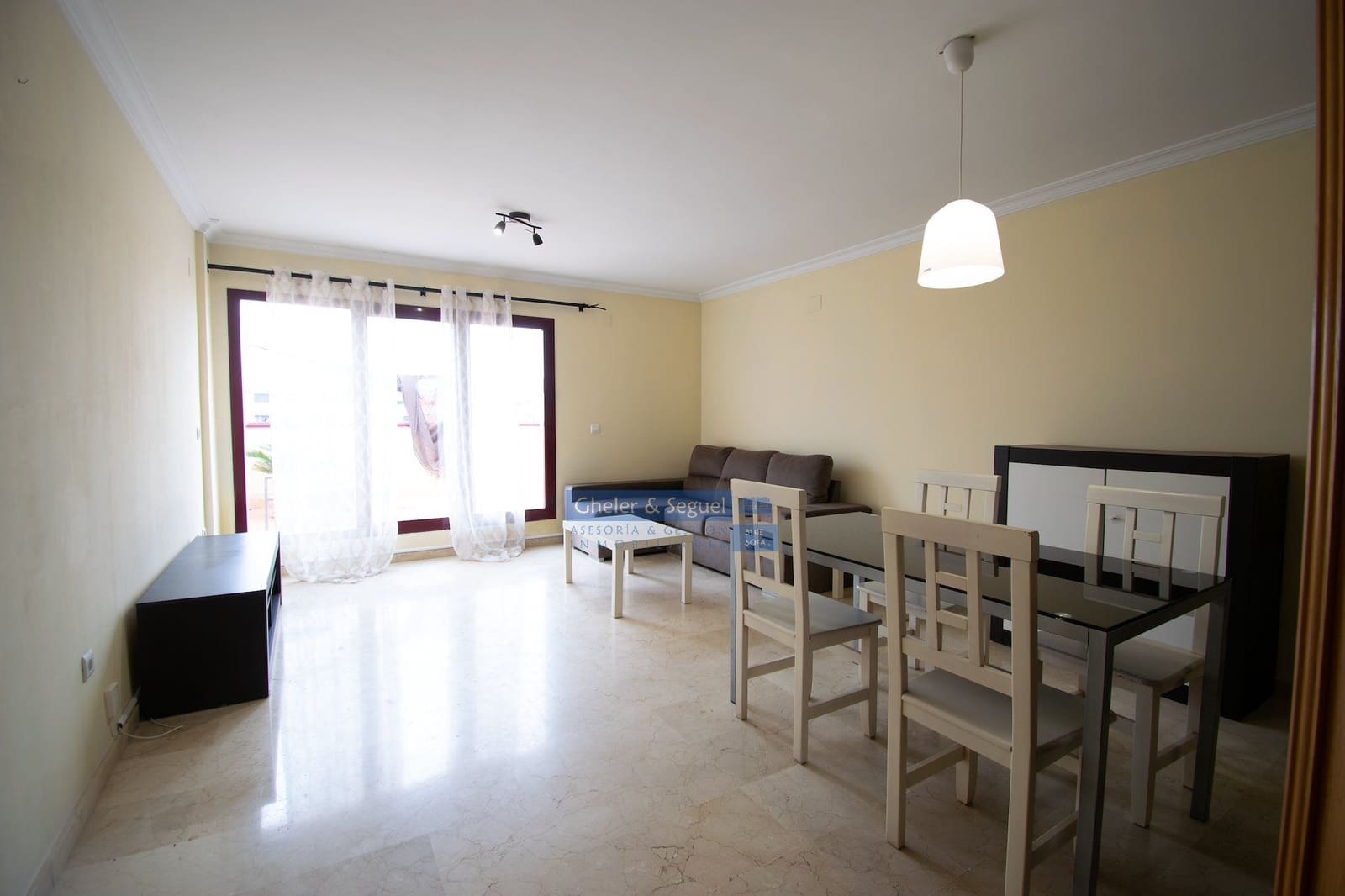 2 bedroom Penthouse for rent in Sagunto / Sagunt - € 950 (Ref: 9566552)