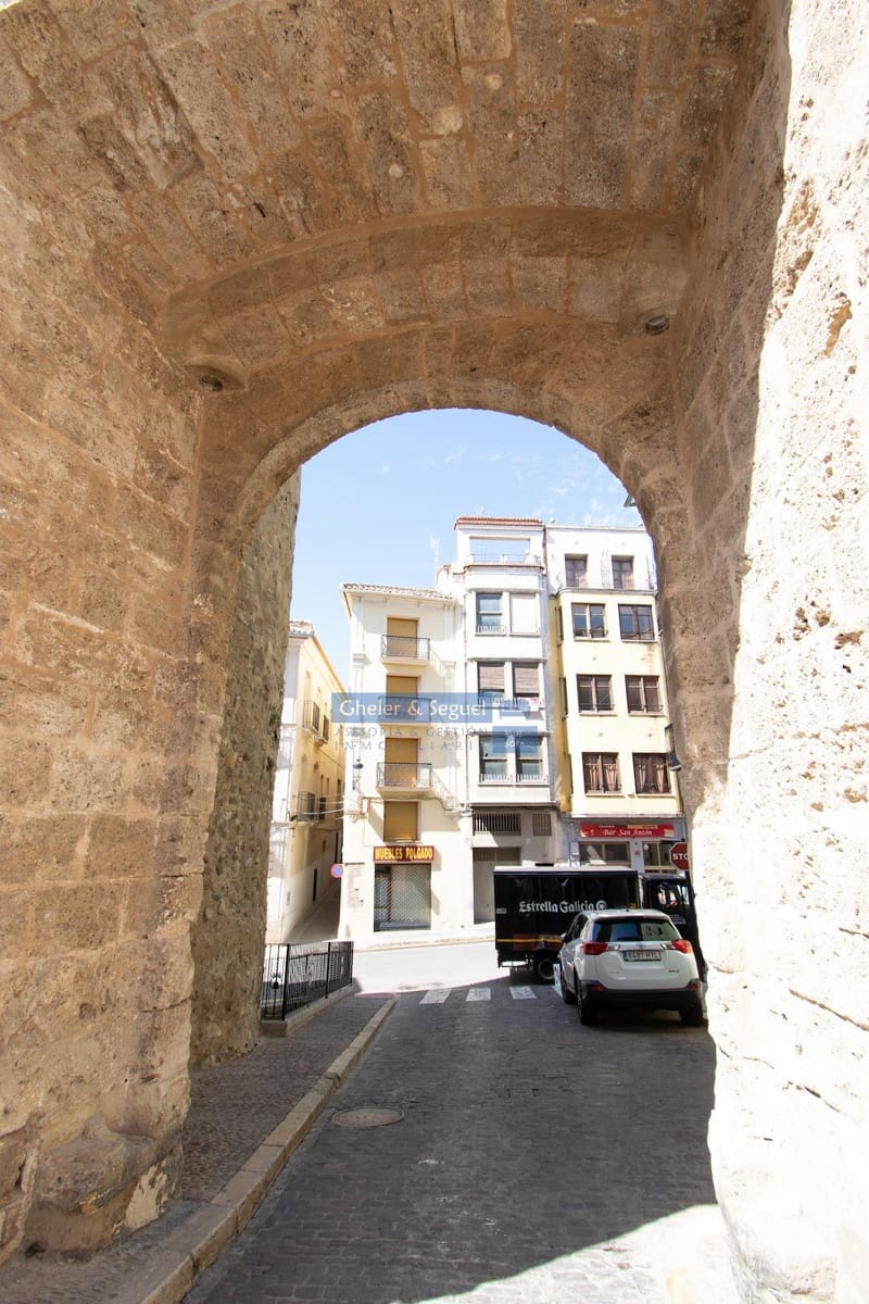 8 makuuhuone Kattohuoneisto myytävänä paikassa Segorbe - 129 000 € (Ref: 9793760)