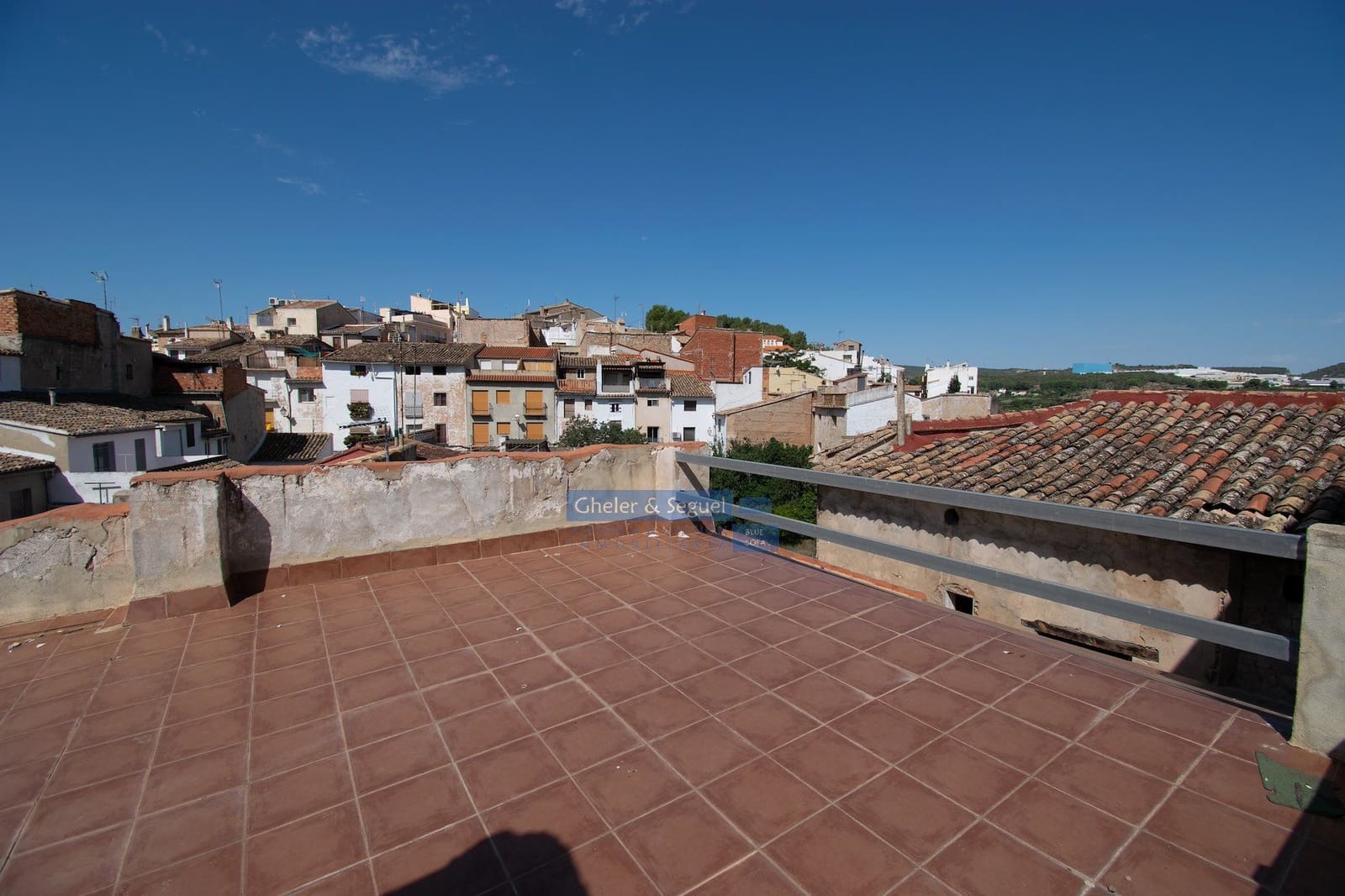 8 makuuhuone Kattohuoneisto myytävänä paikassa Segorbe - 129 000 € (Ref: 9793760)