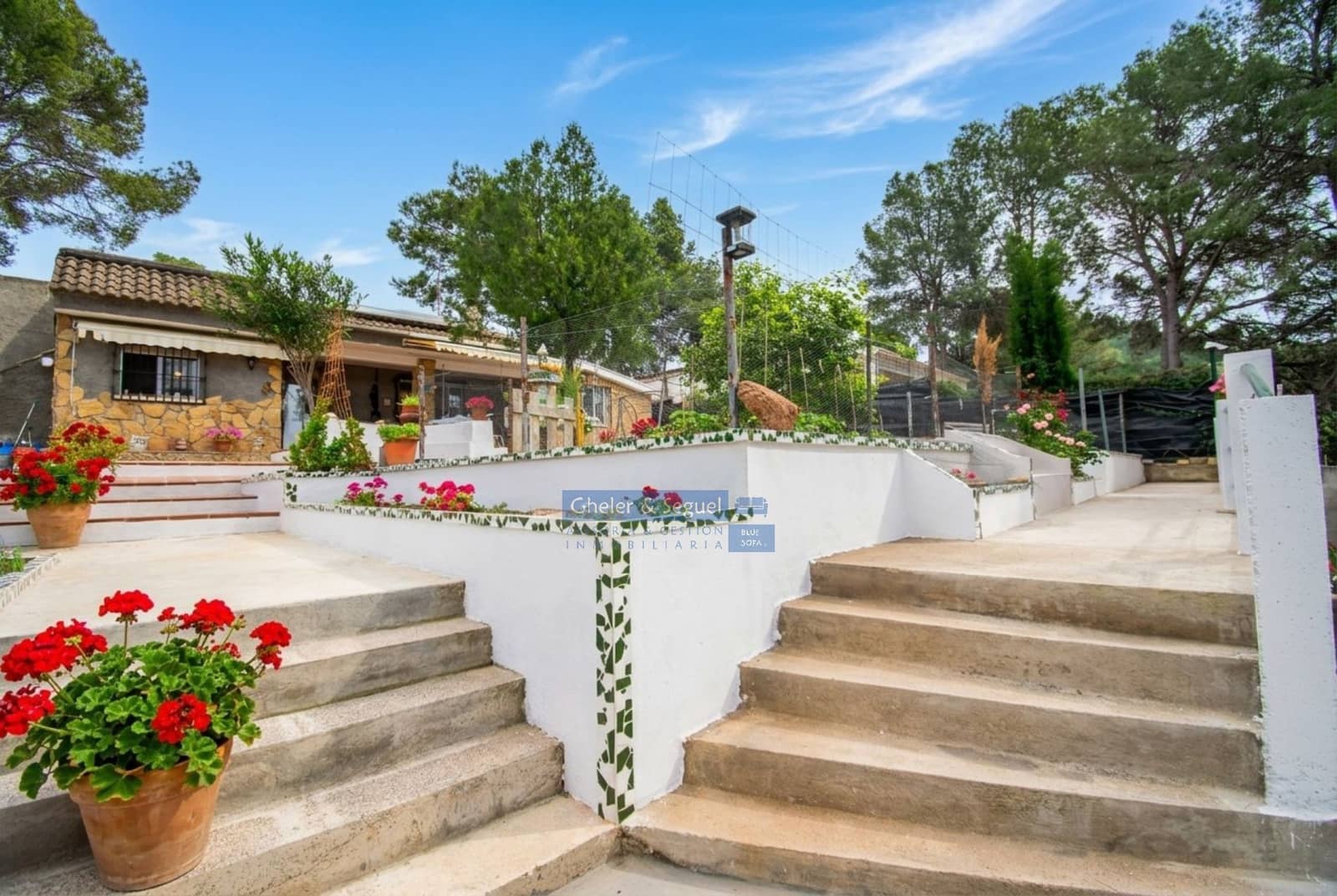 4 bedroom Villa for sale in Alfara d'Algimia - € 235,000 (Ref: 9803796)