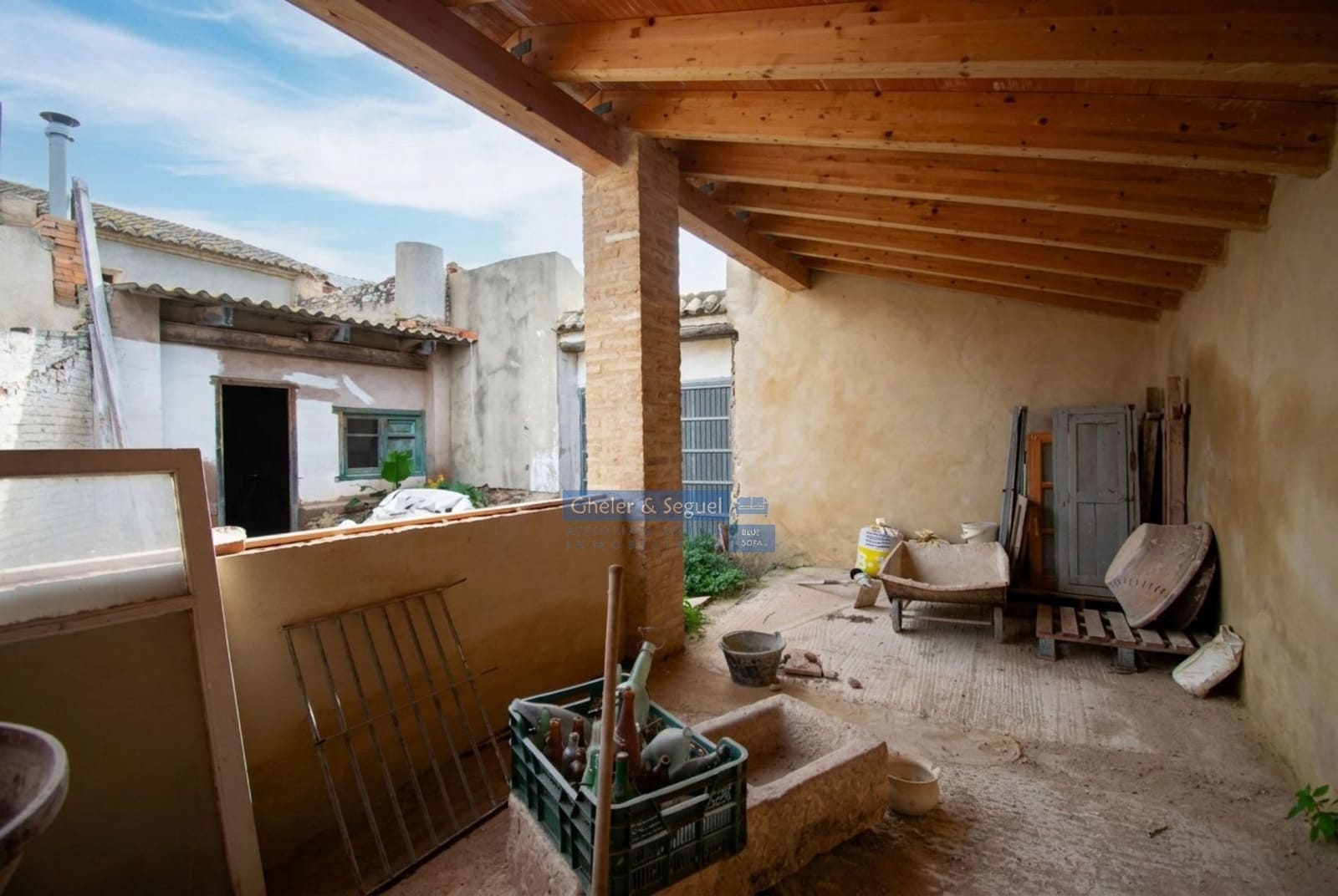 Finca/Hus på landet till salu i Valencia stad - 348 000 € (Ref: 9809788)