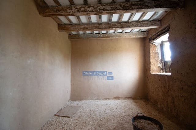 Finca/Hus på landet till salu i Valencia stad - 348 000 € (Ref: 9809788)