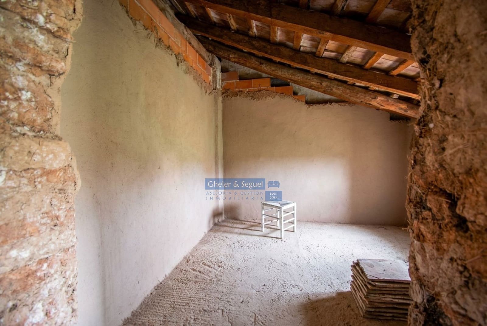 Finca/Hus på landet till salu i Valencia stad - 348 000 € (Ref: 9809788)