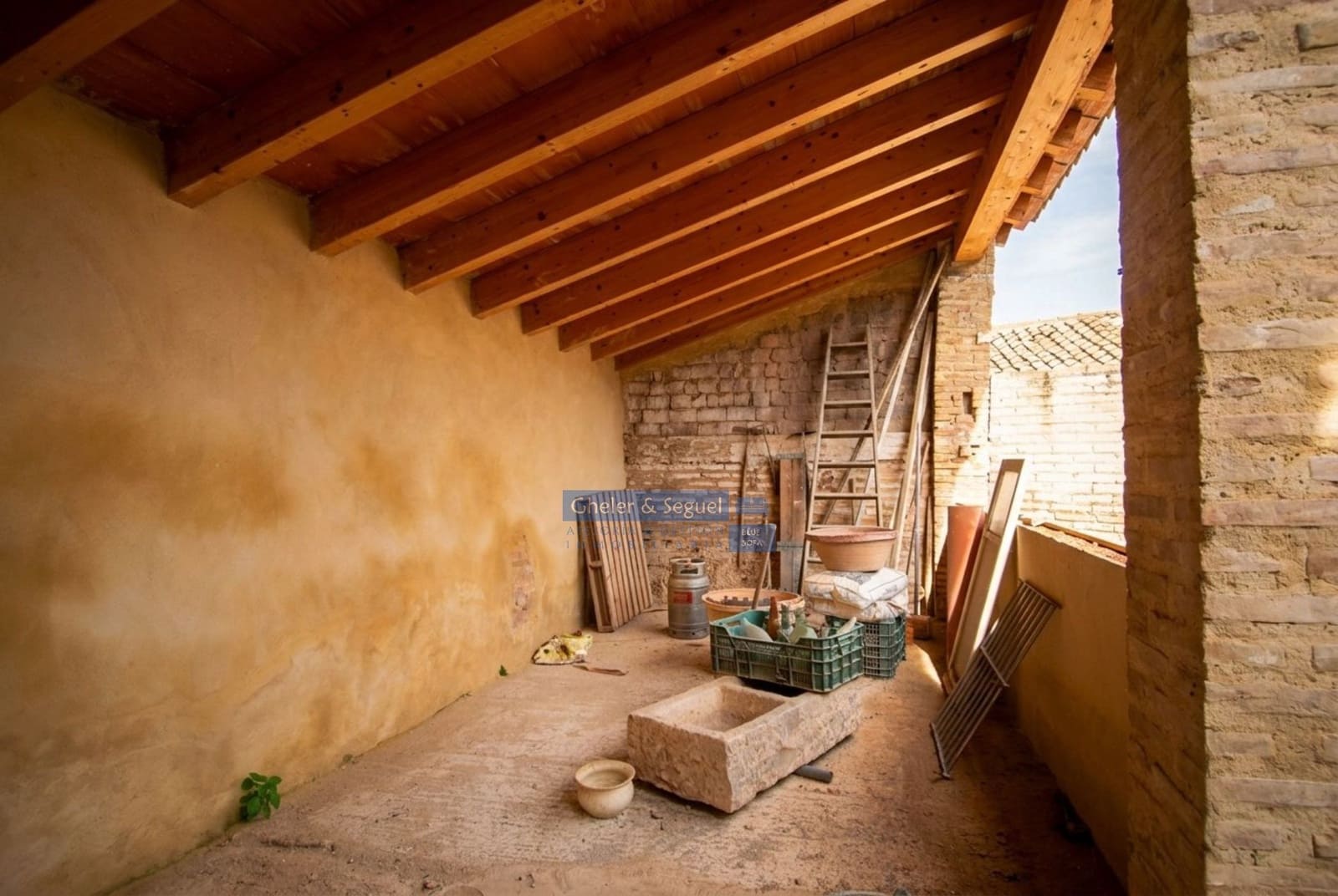 Finca/Hus på landet till salu i Valencia stad - 348 000 € (Ref: 9809788)