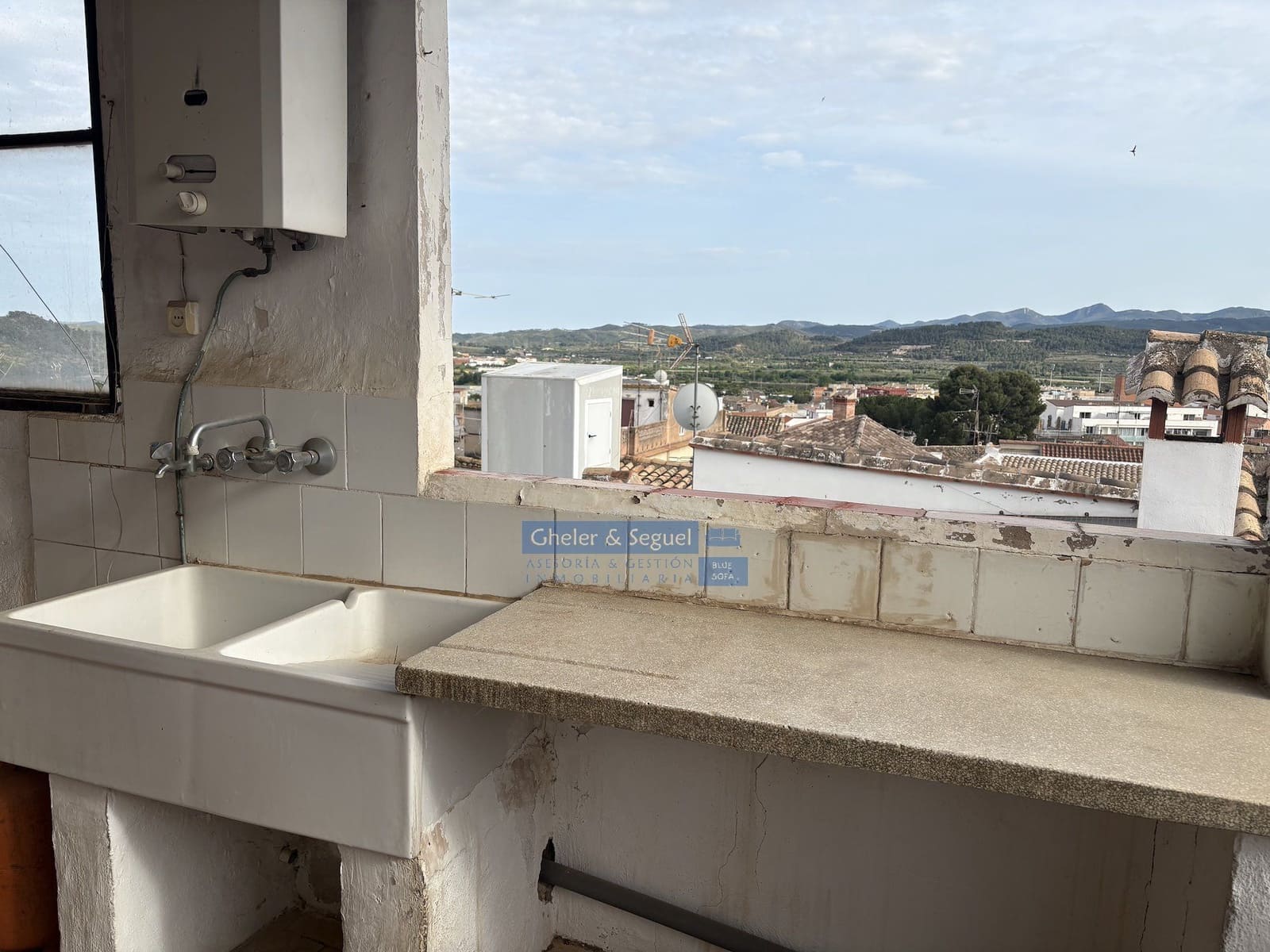 6 bedroom Penthouse for sale in Segorbe - € 175,000 (Ref: 9810819)