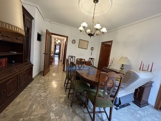 6 bedroom Penthouse for sale in Segorbe - € 175,000 (Ref: 9810819)