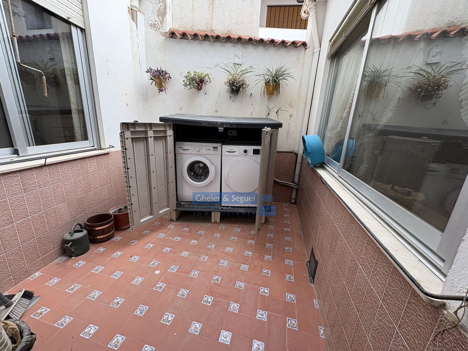 6 bedroom Penthouse for sale in Segorbe - € 175,000 (Ref: 9810819)