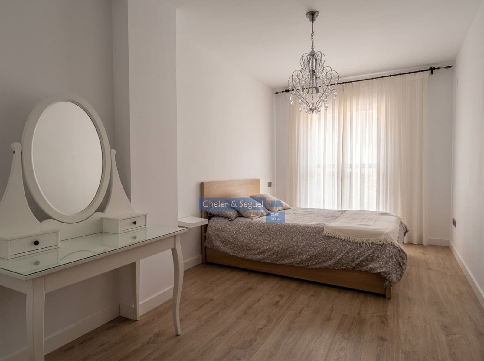 4 bedroom Townhouse for rent in Estivella - € 1,500 (Ref: 9867967)