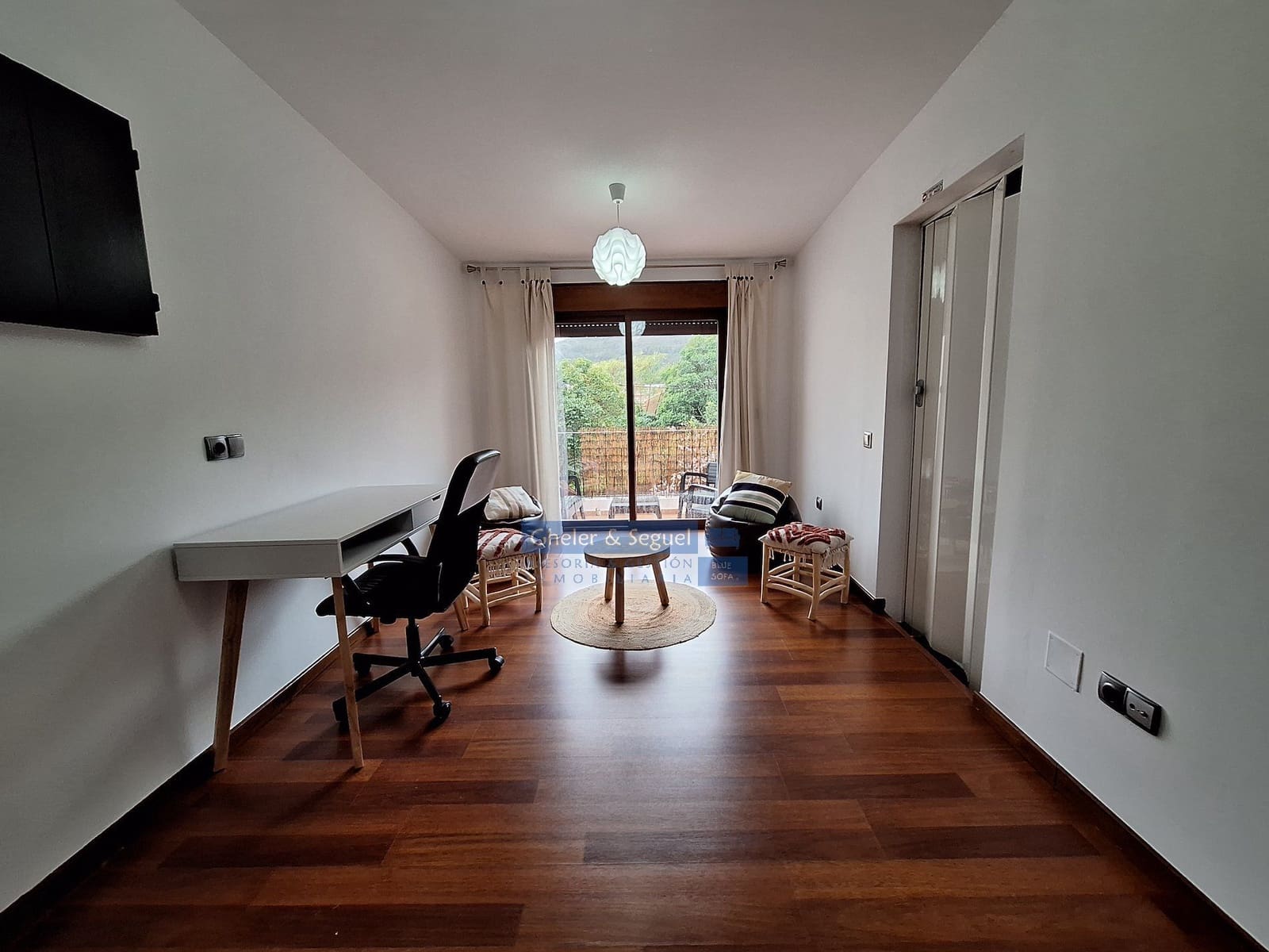 4 bedroom Townhouse for rent in Estivella - € 1,500 (Ref: 9867967)