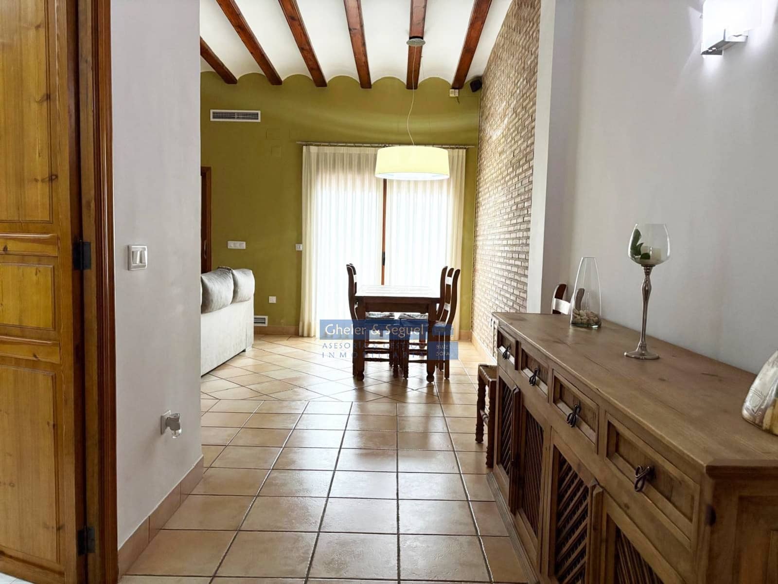 4 bedroom Townhouse for rent in Estivella - € 1,500 (Ref: 9867967)