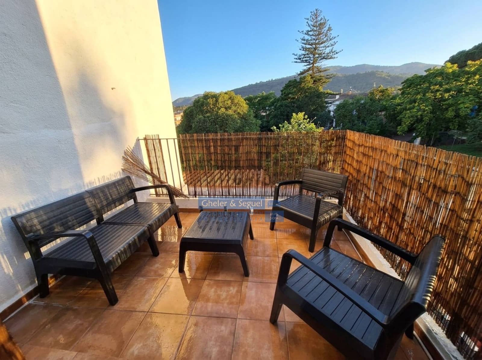 4 bedroom Townhouse for rent in Estivella - € 1,500 (Ref: 9867967)