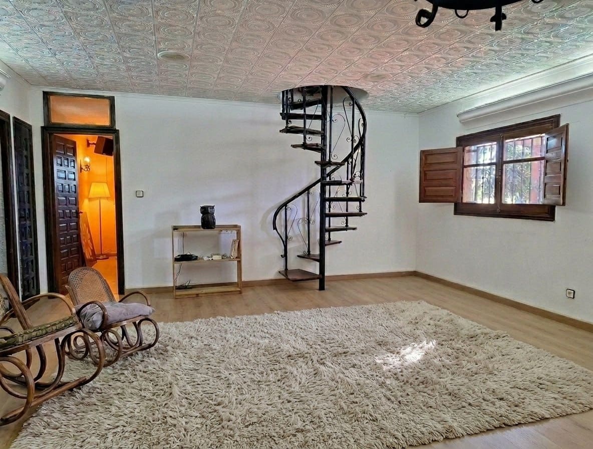 4 slaapkamer Villa te koop in Albalat dels Tarongers - € 428.900 (Ref: 9893542)