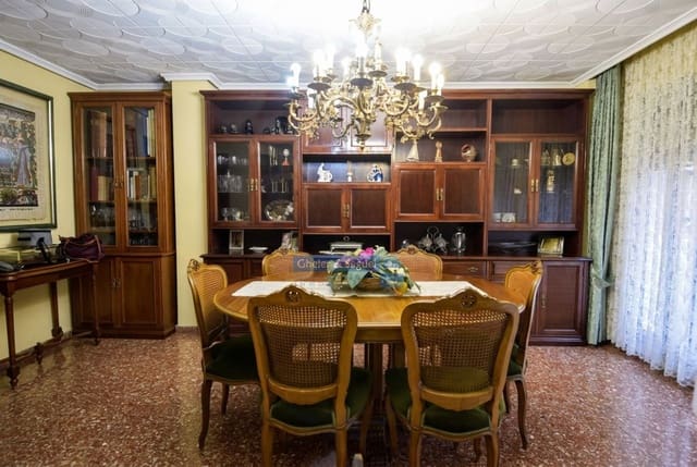 4 sypialnia Apartament na sprzedaż w Miasto Walencja - 420 000 € (Ref: 9937208)