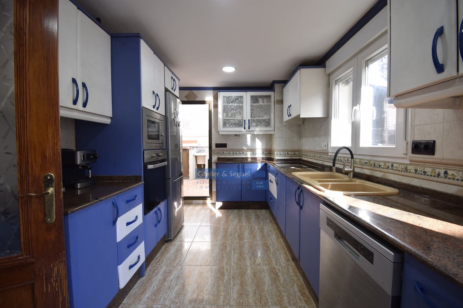 5 bedroom Apartment for sale in Sagunto / Sagunt - € 359,500 (Ref: 9956325)