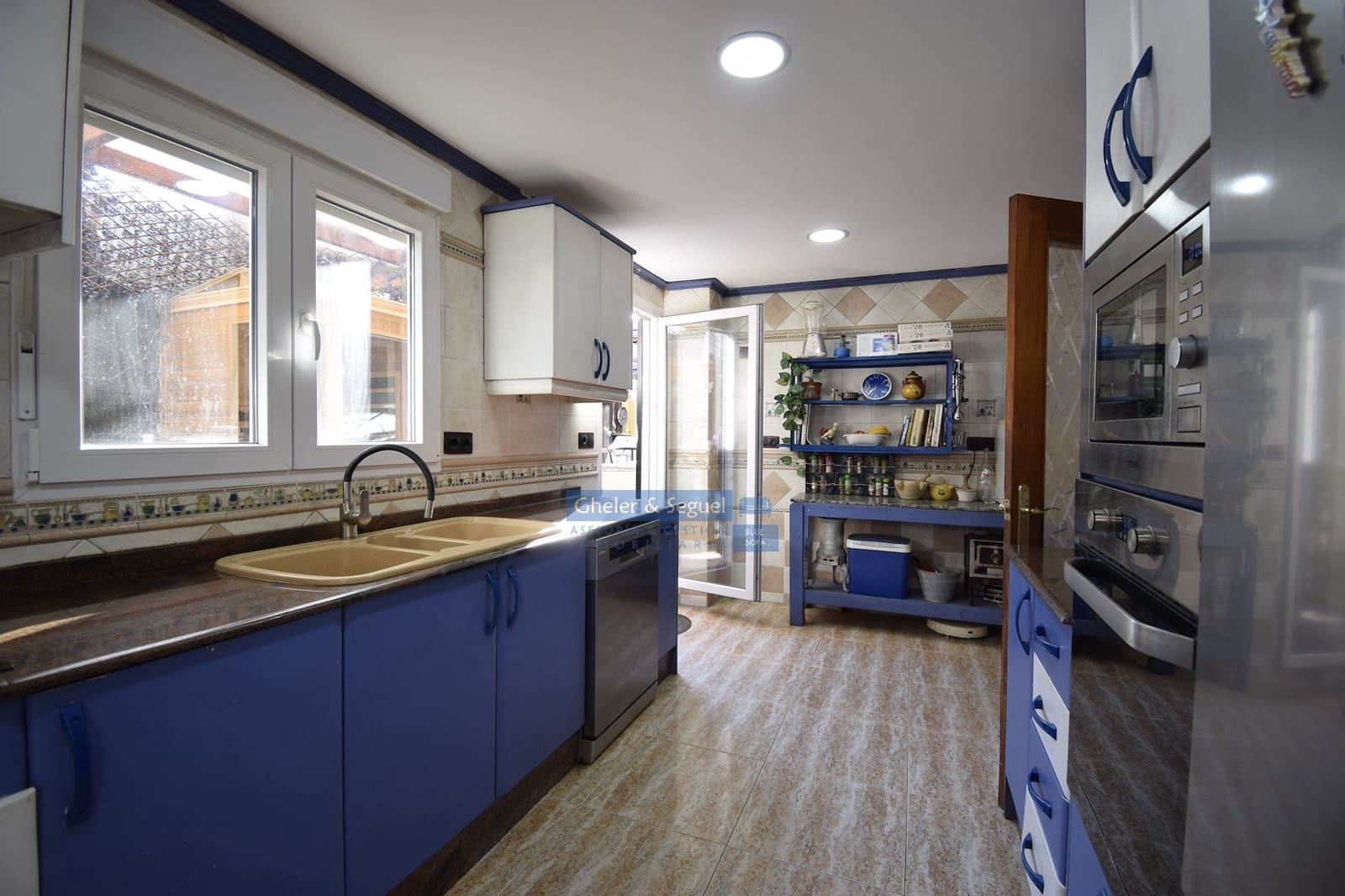 5 bedroom Apartment for sale in Sagunto / Sagunt - € 359,500 (Ref: 9956325)