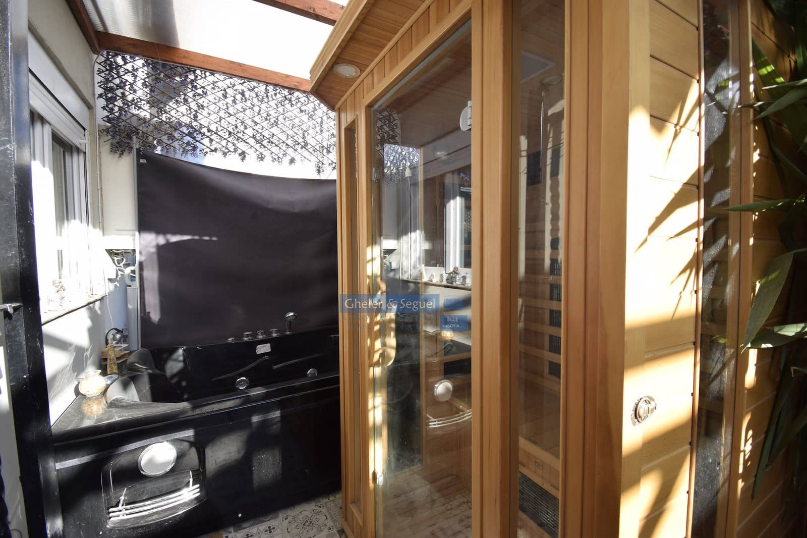 5 bedroom Apartment for sale in Sagunto / Sagunt - € 359,500 (Ref: 9956325)