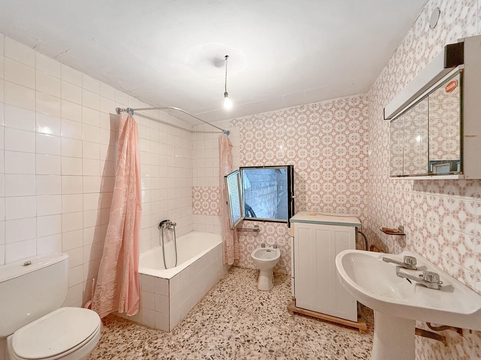 6 camera da letto Finca/Casa di Campagna in vendita in Albox con garage - 169.000 € (Rif: 10049432)
