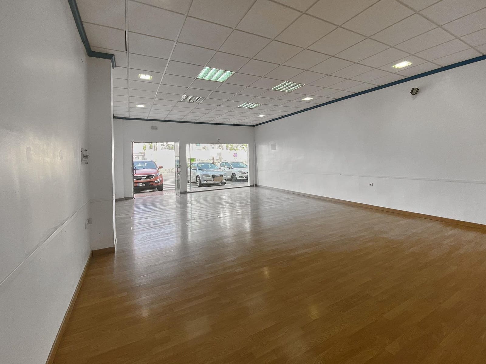 Kommersiell att hyra i Albox - 500 € (Ref: 10055467)