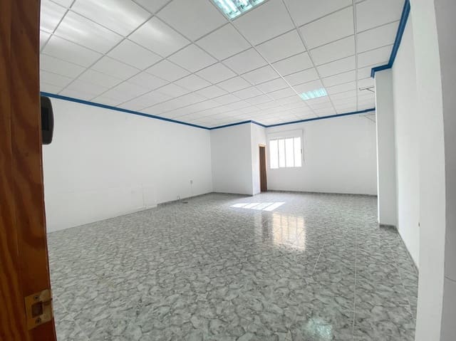 Commerciale da affittare in Albox - 500 € (Rif: 10055467)