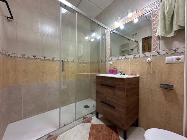 2 soverom Leilighet til leie i Olula del Río - € 450 (Ref: 10078507)
