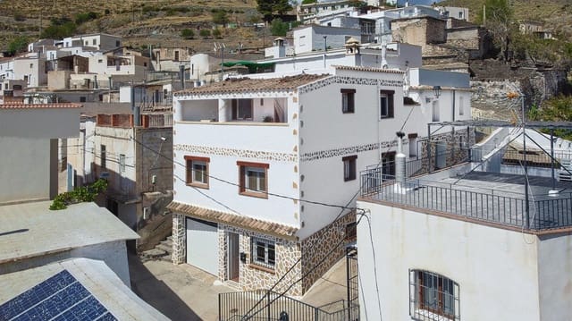 3 chambre Maison de Ville à vendre à Olula de Castro avec garage - 210 000 € (Ref: 10094852)
