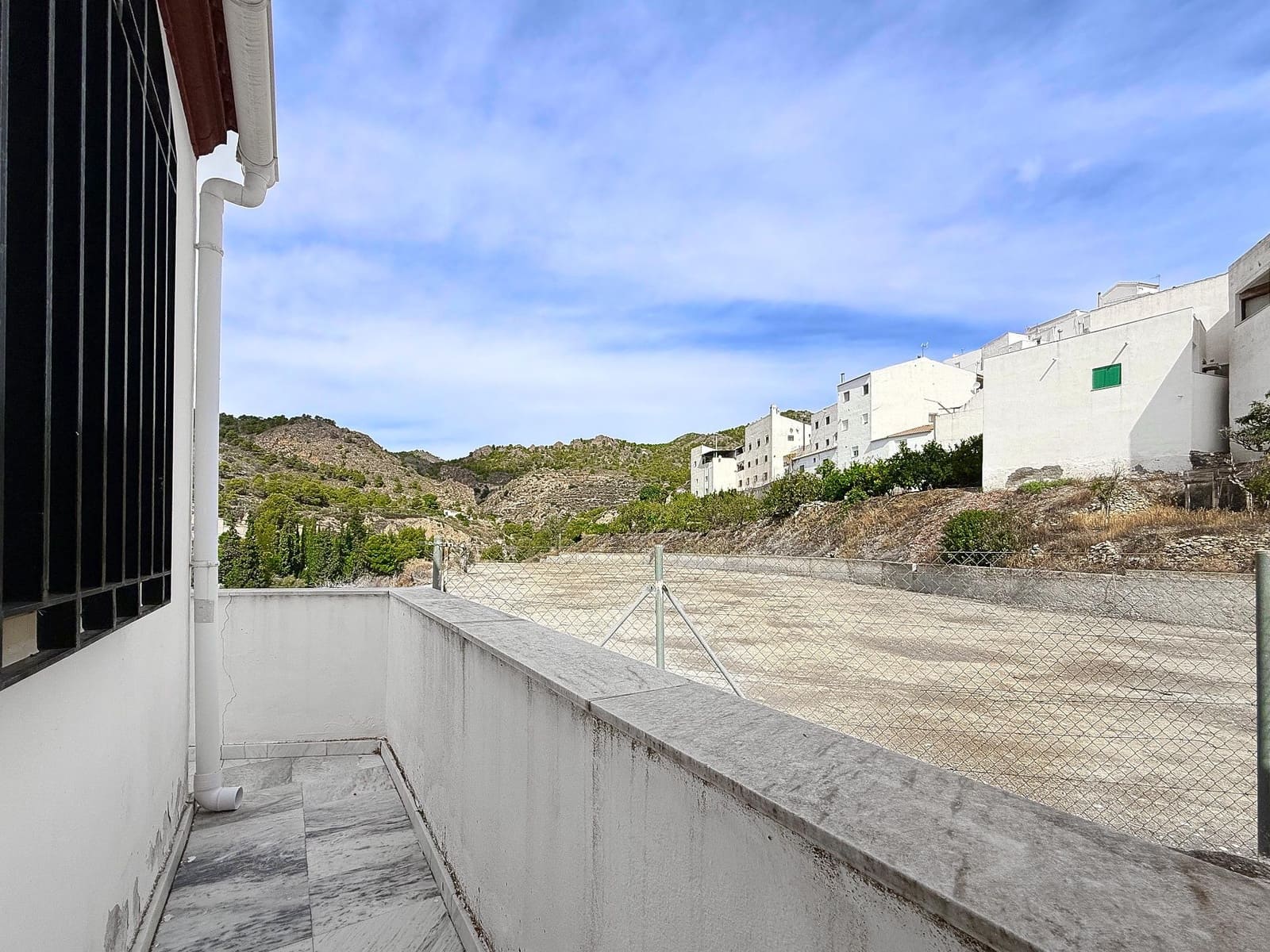3 quarto Moradia em Banda para venda em Urracal com garagem - 80 000 € (Ref: 10150392)