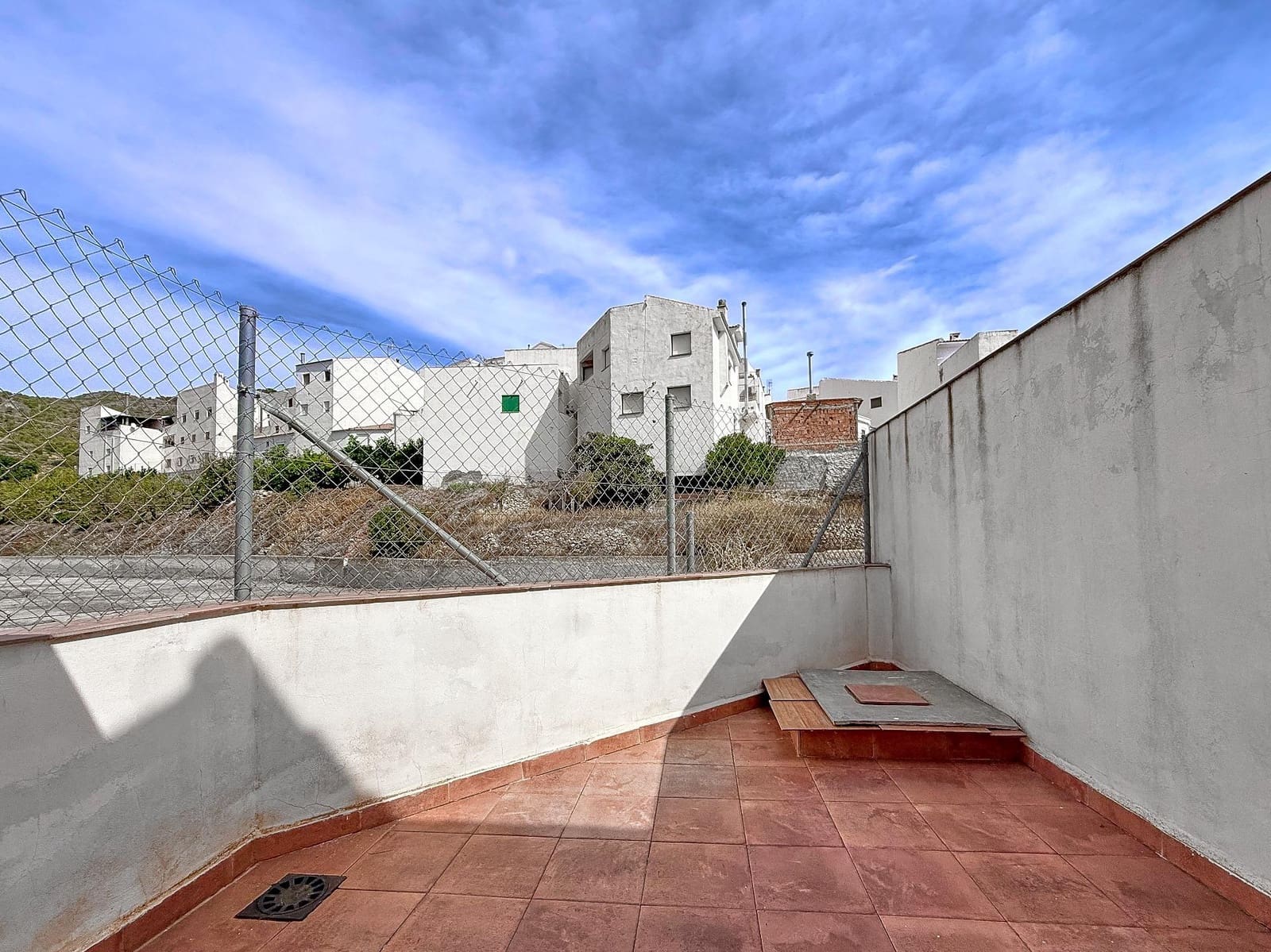 3 quarto Moradia em Banda para venda em Urracal com garagem - 80 000 € (Ref: 10150392)
