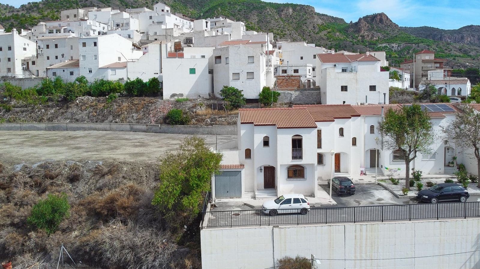 3 quarto Moradia em Banda para venda em Urracal com garagem - 80 000 € (Ref: 10150392)