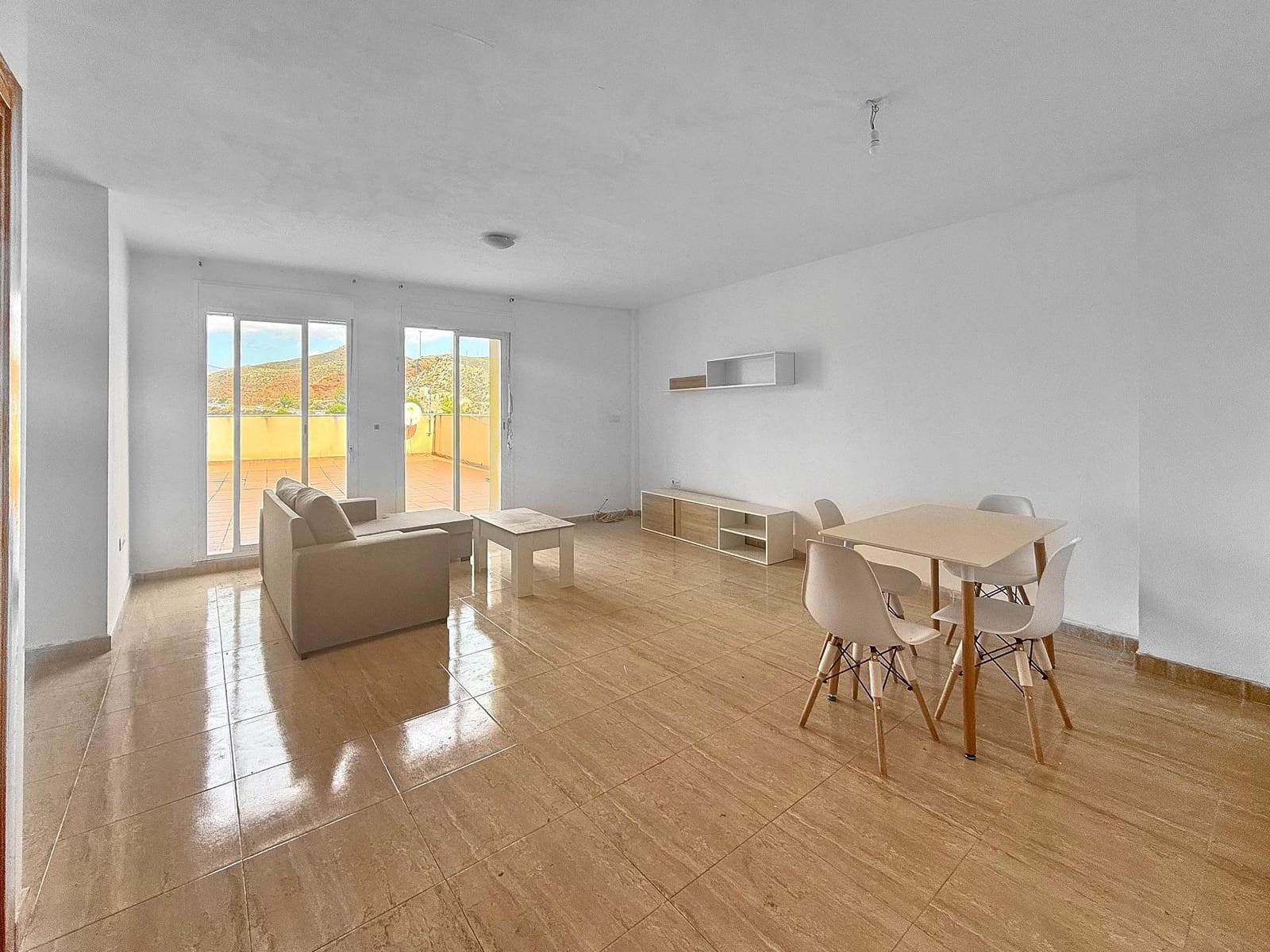3 soverom Penthouse til leie i Purchena - € 600 (Ref: 10159843)