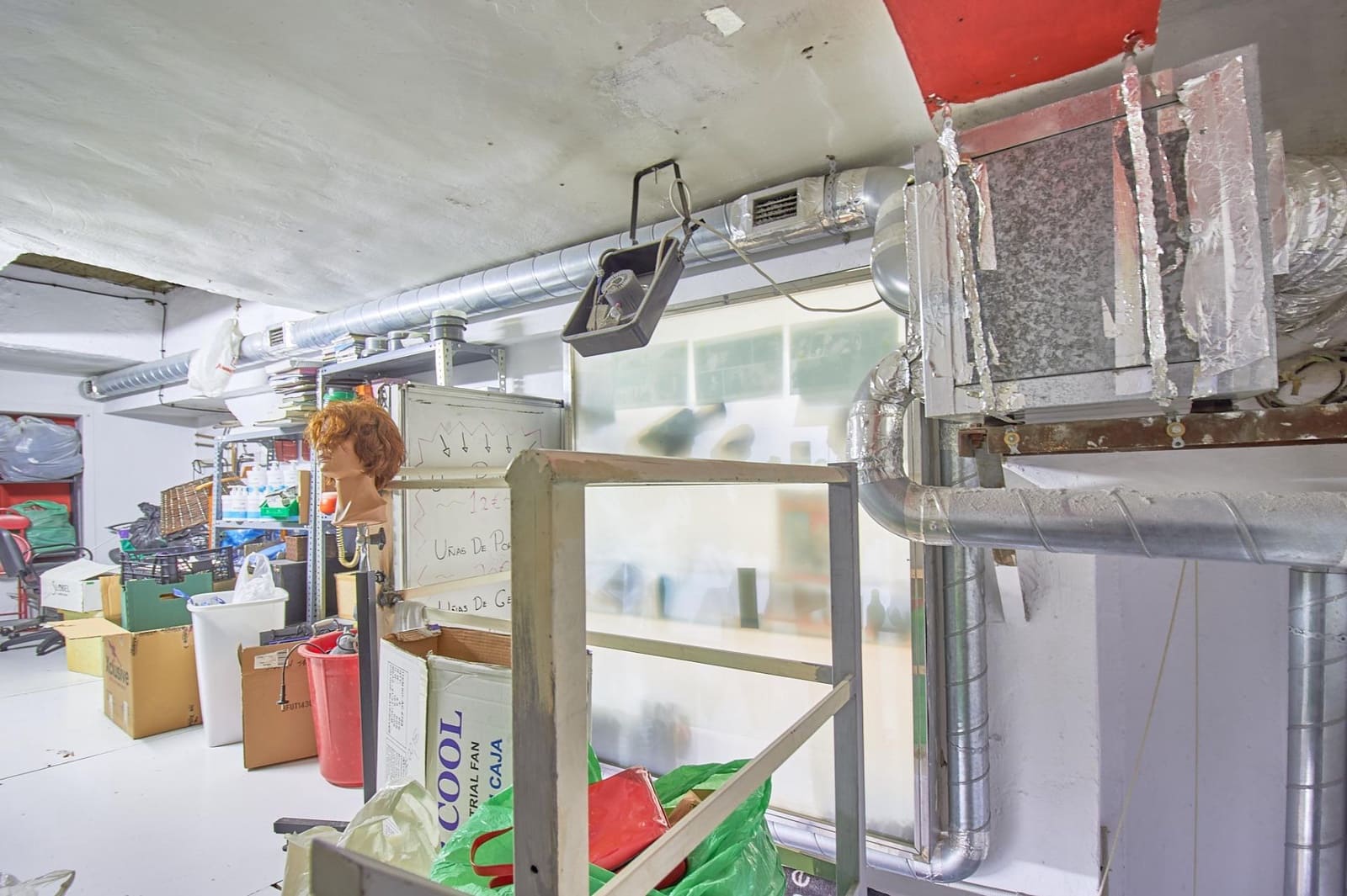 Commercieel te koop in Almeria stad - € 230.000 (Ref: 6892506)