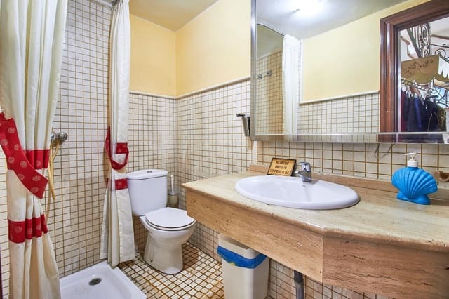 Comercial para venda em Almeria cidade - 230 000 € (Ref: 6892506)