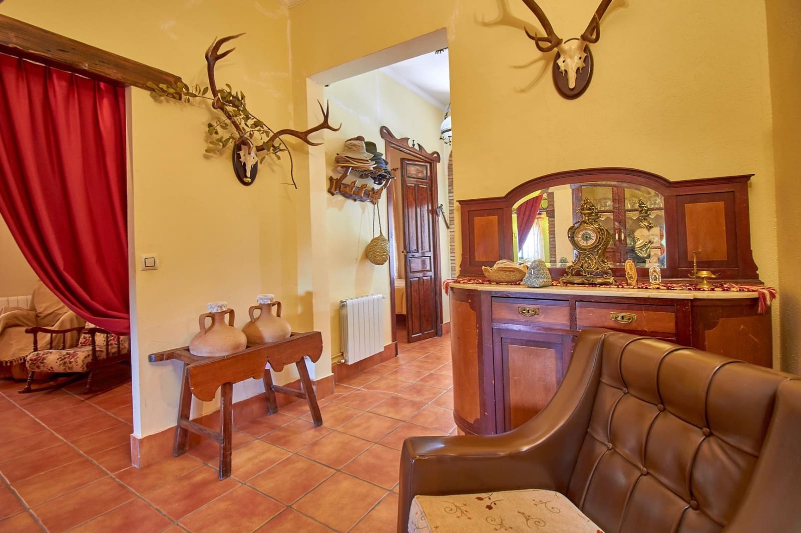 5 soveværelse Finca/Landehus til salg i Banos de la Encina - € 190.000 (Ref: 7498855)