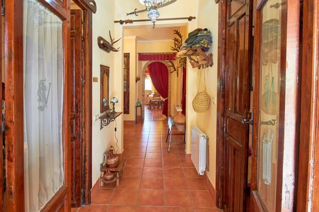 5 soverom Finca/Herregård til salgs i Baños de la Encina - € 190 000 (Ref: 7498855)