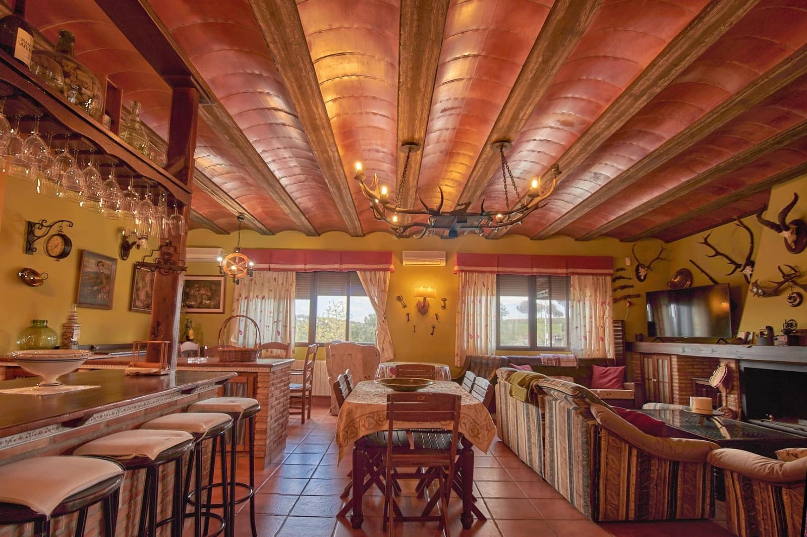 5 soveværelse Finca/Landehus til salg i Banos de la Encina - € 190.000 (Ref: 7498855)