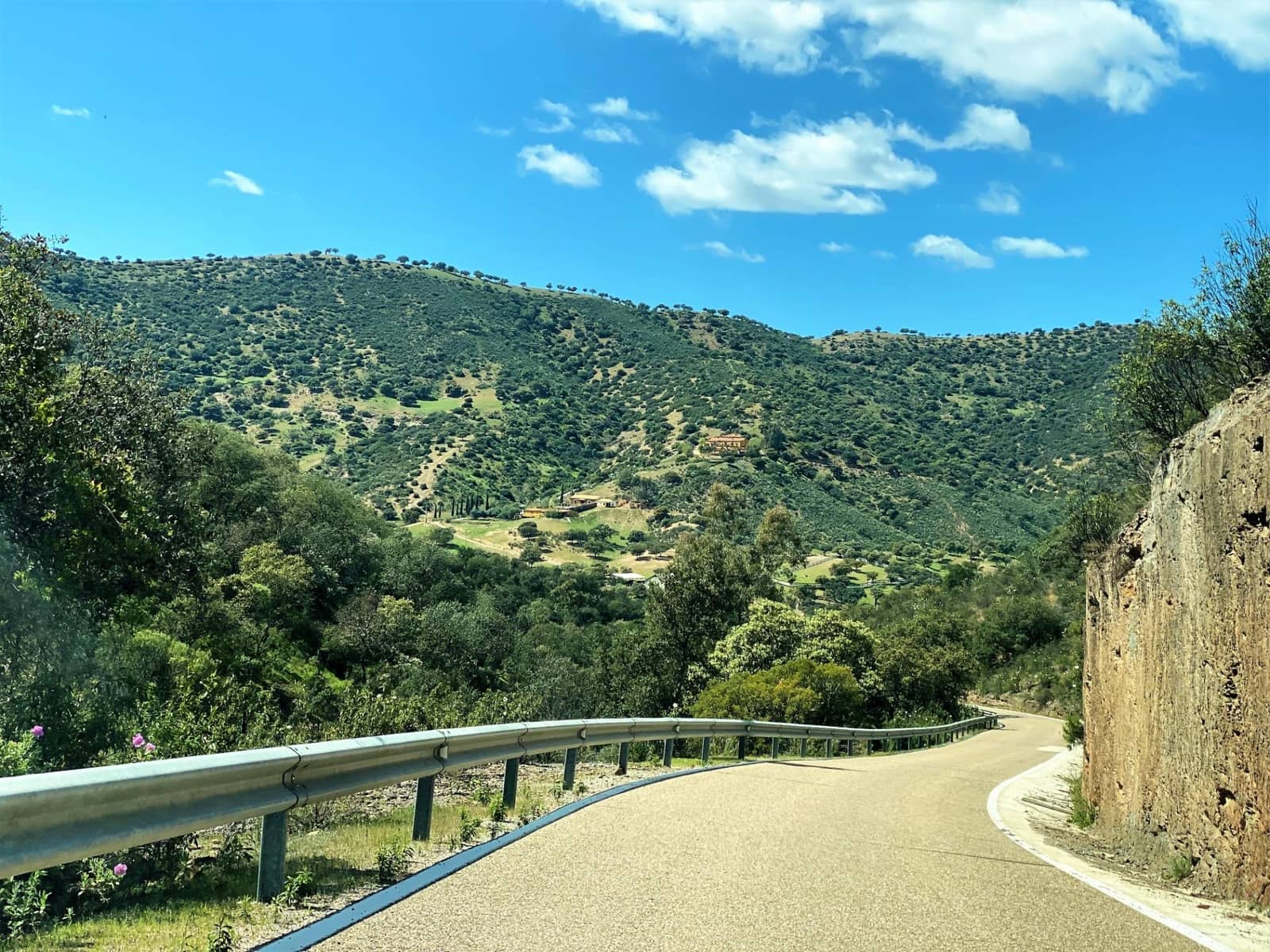 5 soveværelse Finca/Landehus til salg i Banos de la Encina - € 190.000 (Ref: 7498855)