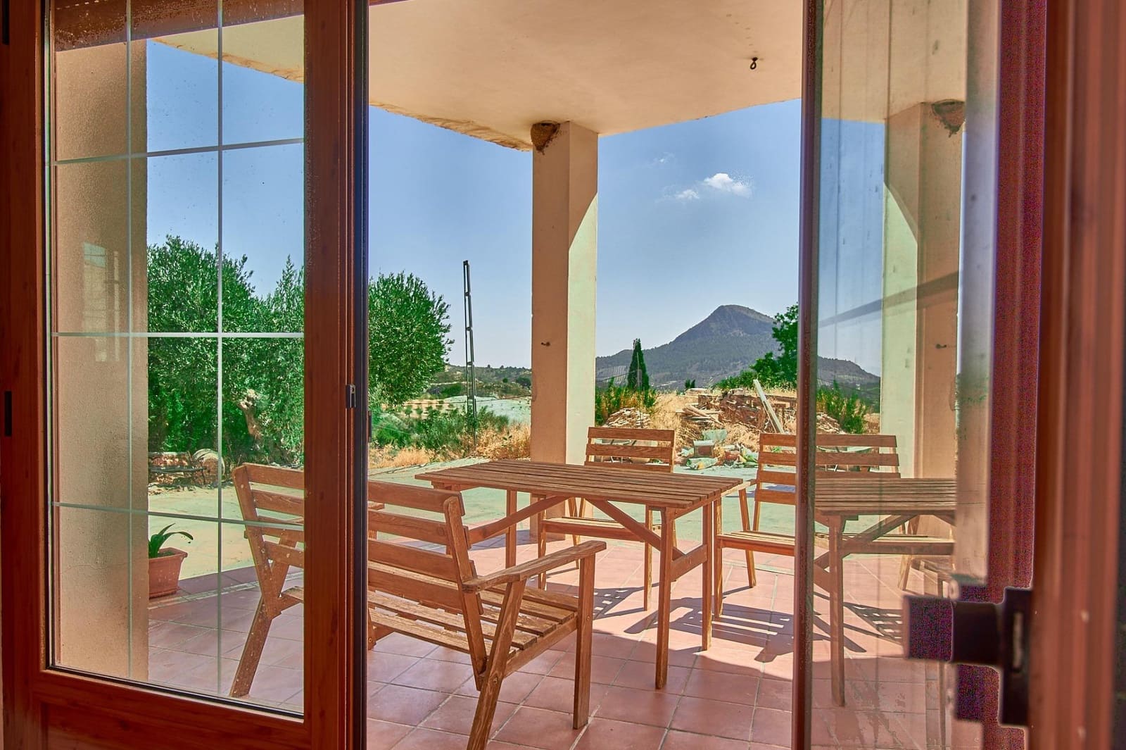 4 soveværelse Villa til salg i Los Cerricos med garage - € 160.000 (Ref: 7759866)