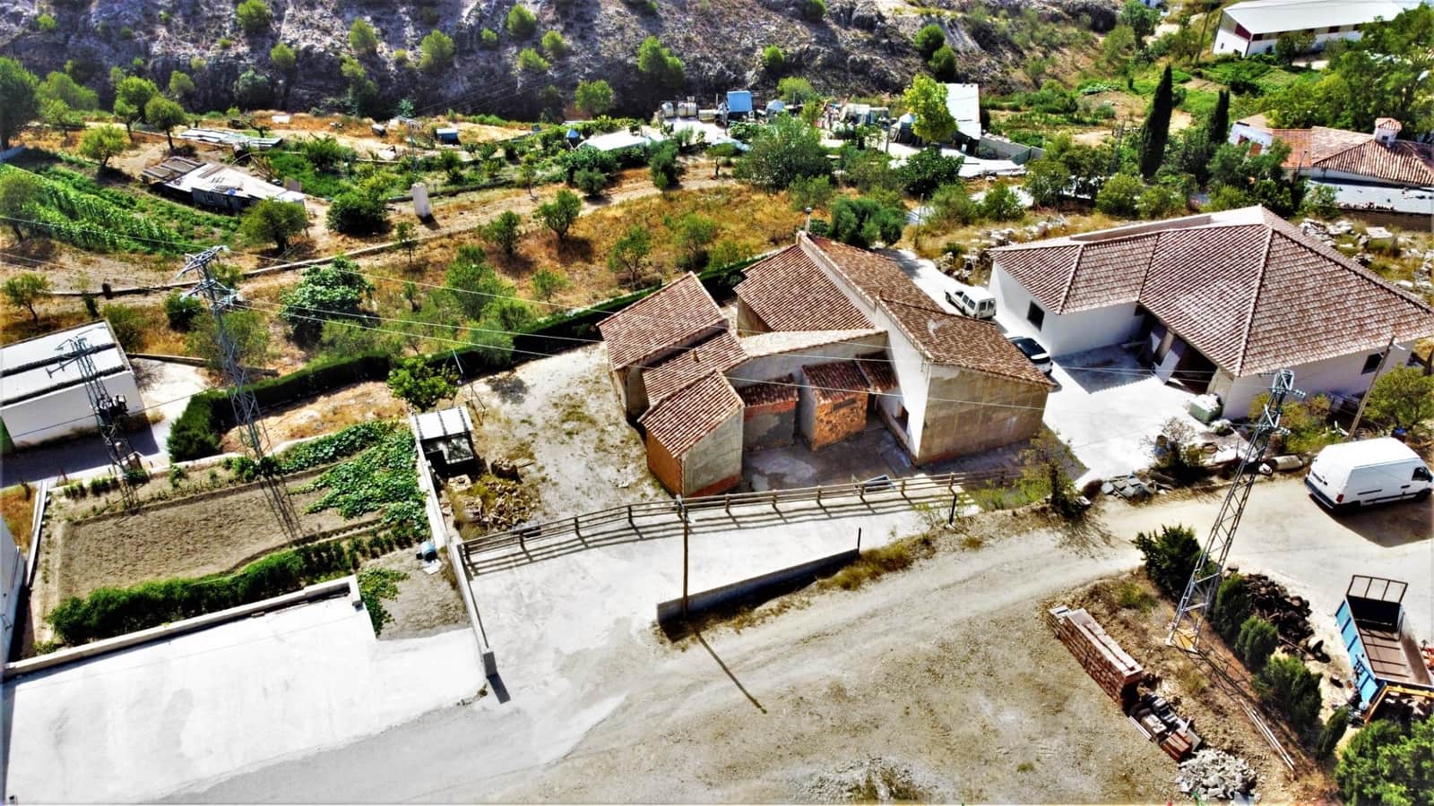 4 soveværelse Villa til salg i Los Cerricos med garage - € 160.000 (Ref: 7759866)