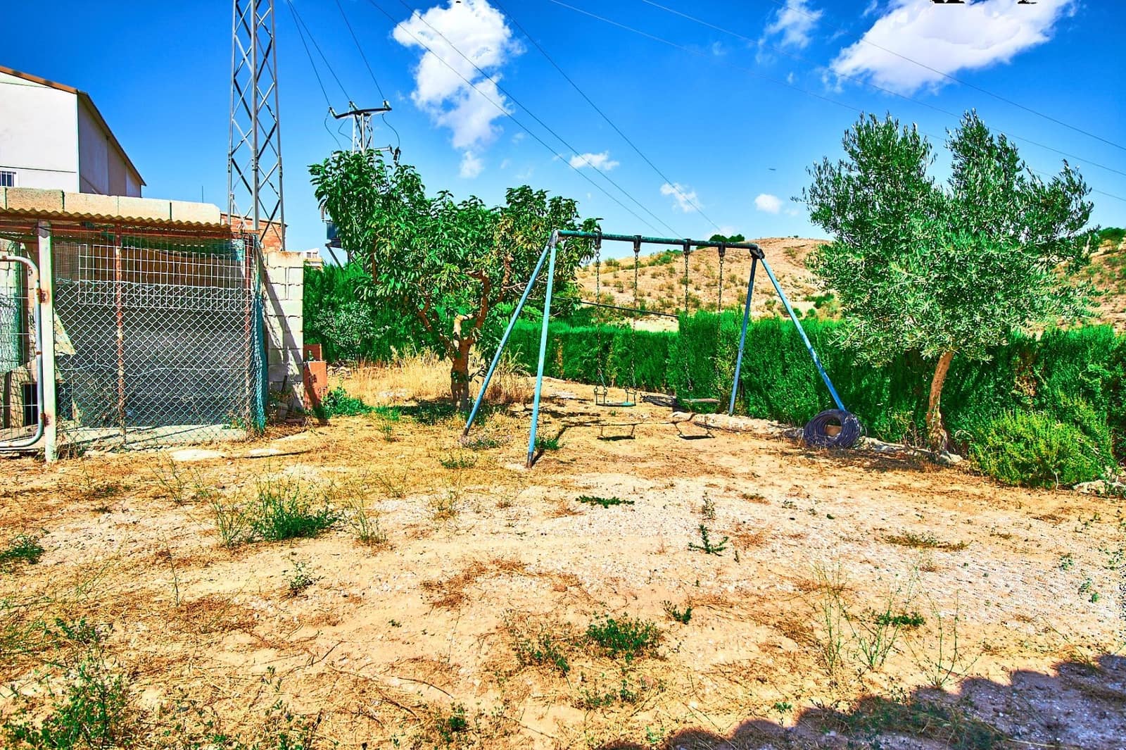 4 soveværelse Villa til salg i Los Cerricos med garage - € 160.000 (Ref: 7759866)