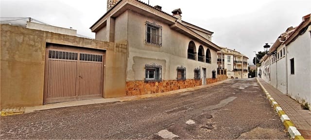 Chalet de 5 habitaciones en Oria en venta con garaje - 499.000 € (Ref: 7775841)