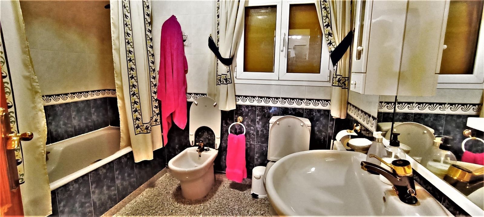 5 soverom Villa til salgs i Oria med garasje - € 499 000 (Ref: 7775841)