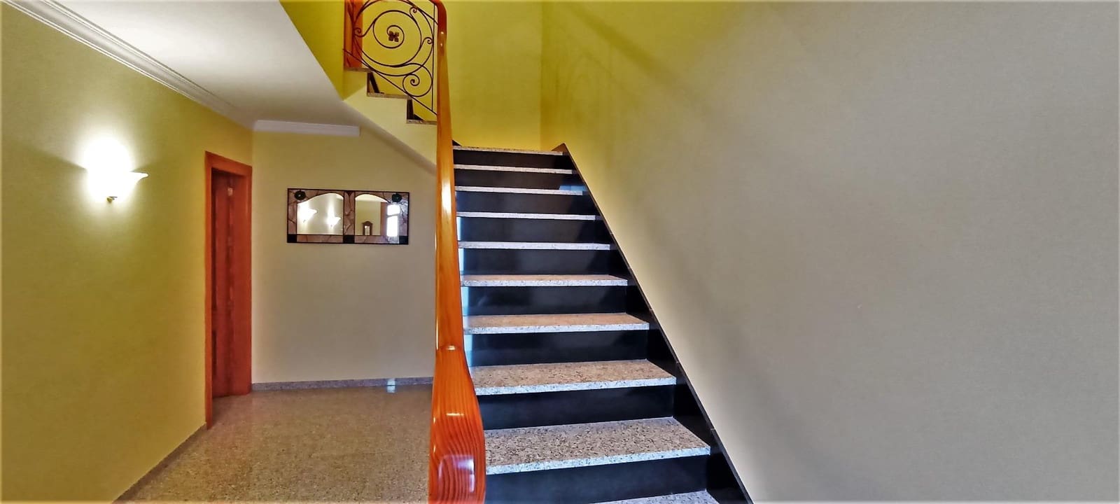 5 soverom Villa til salgs i Oria med garasje - € 499 000 (Ref: 7775841)